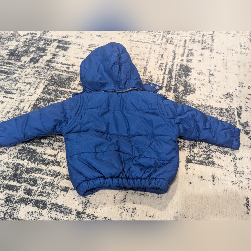 24 Month Warm Winter Jacket! Detectable Hood And Has Pockets! Great Condition! - Picture 5 of 5